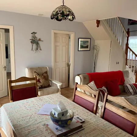 Cozy Coastal In Ballinskelligs, Kerry