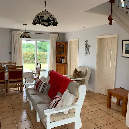 Cozy Coastal In Ballinskelligs, Kerry Cahersiveen